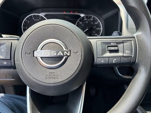 Used 2023 Nissan Rogue S AWD/4WD image 25