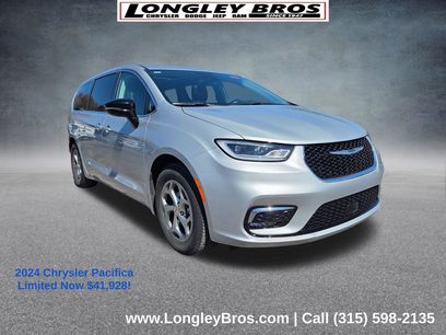 Used 2024 Chrysler Pacifica Limited