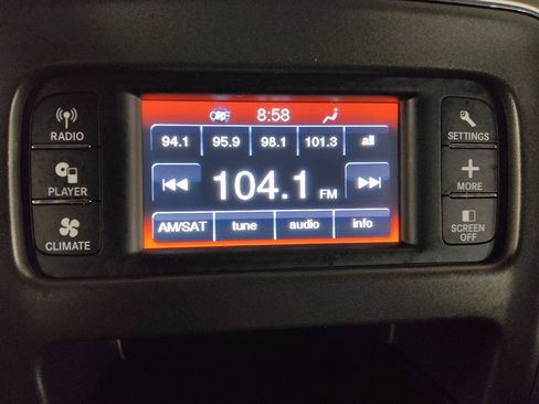 Used 2020 Dodge Journey SE w/ SE Popular Equipment Group image 25