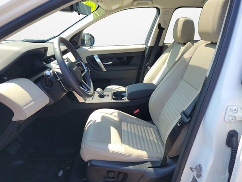 Used 2024 Land Rover Discovery Sport S image 11