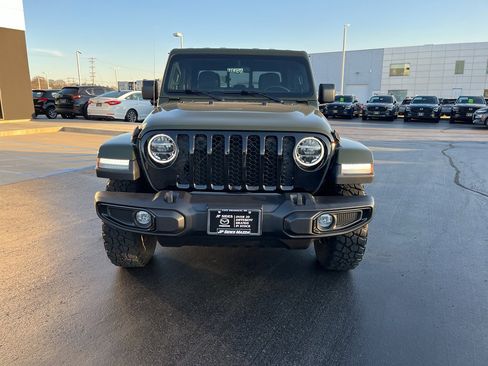 Used 2022 Jeep Gladiator Willys image 4