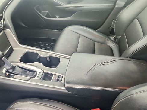 Used 2018 Honda Accord Sport image 18