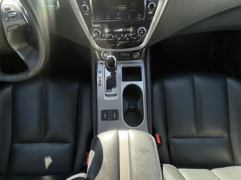 Used 2023 Nissan Murano SV image 19