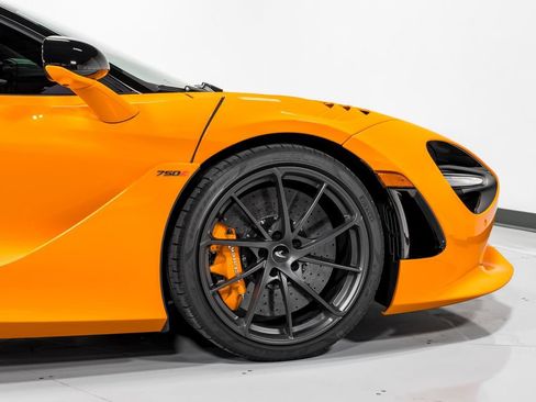 Used 2026 McLaren 750S RWD image 41