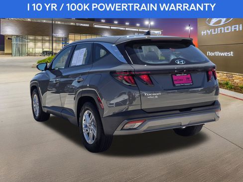 Used 2025 Hyundai Tucson SE image 9