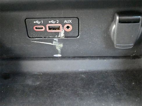 Used 2020 Nissan Altima 2.5 SV image 9