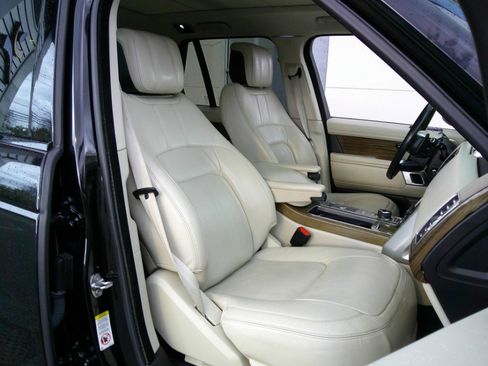 Used 2018 Land Rover Range Rover HSE AWD/4WD image 34