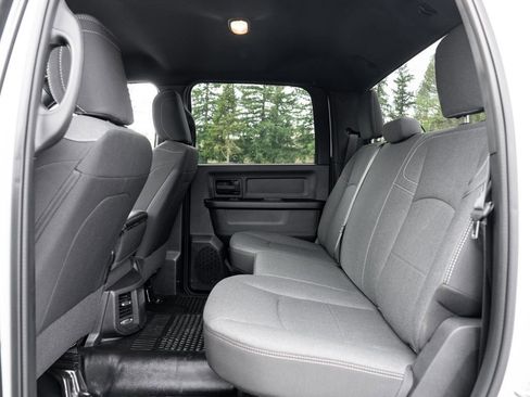 Used 2024 RAM 5500 Tradesman w/ Chrome Appearance Group image 22