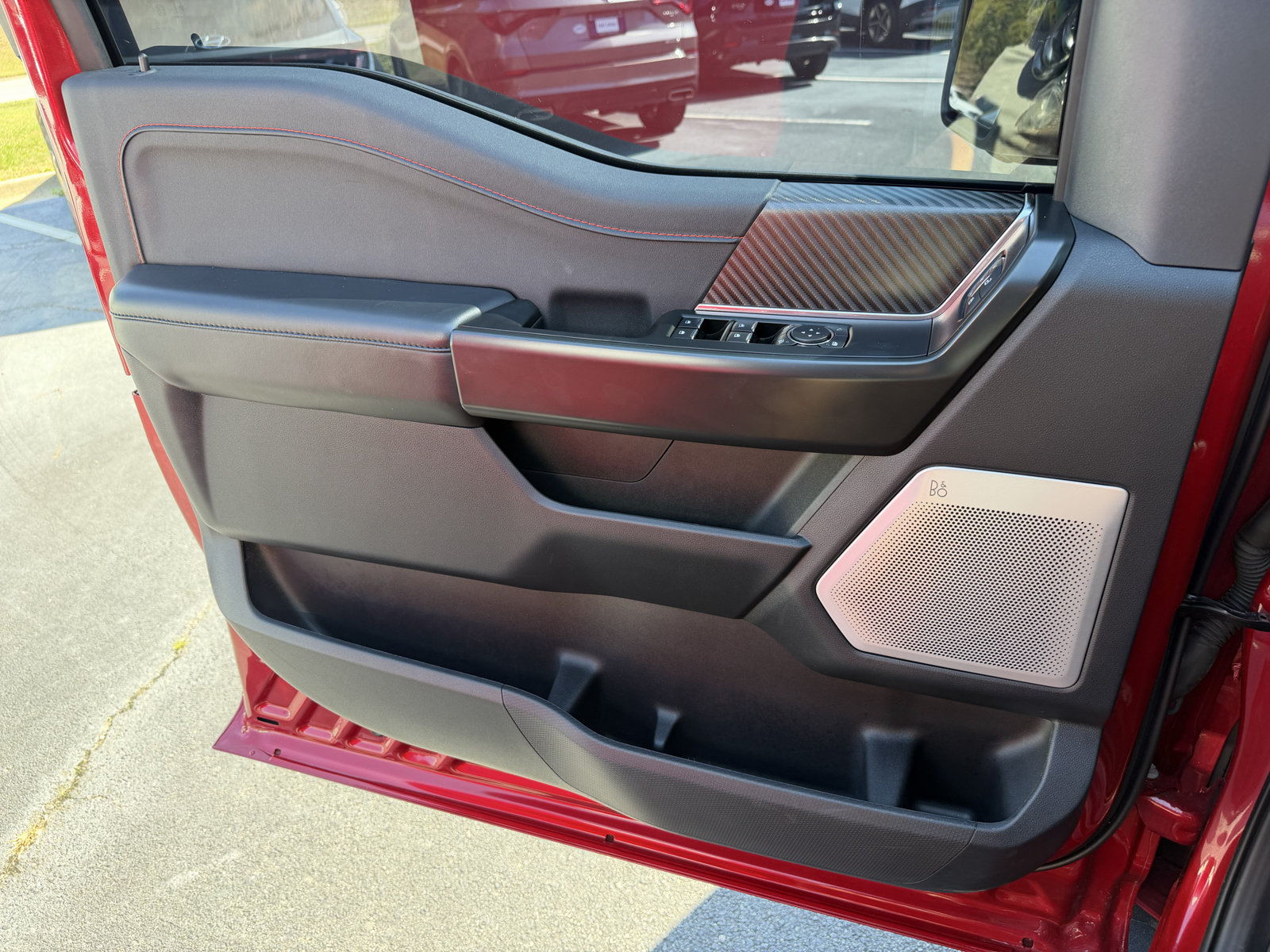 Used 2025 Ford F150 Raptor AWD/4WD image 22