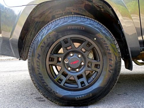 Used 2016 Toyota 4Runner TRD Pro image 11