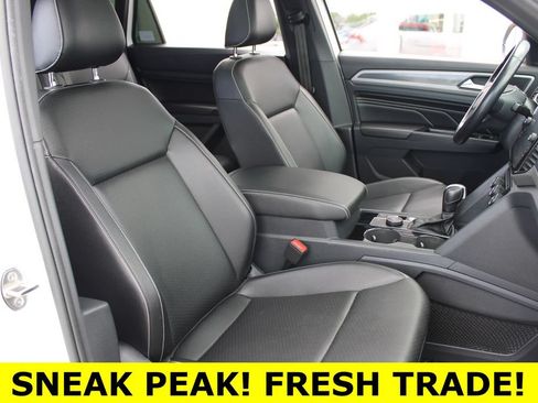 Used 2020 Volkswagen Atlas Cross Sport SEL AWD/4WD image 26