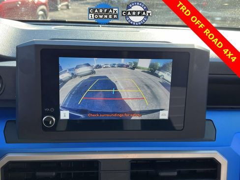 Used 2024 Toyota Tacoma TRD Off-Road image 10