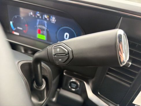 Used 2026 Ford F250 Lariat image 23