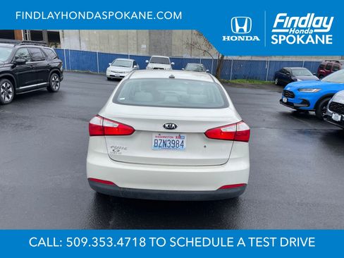 Used 2015 Kia Forte LX image 3