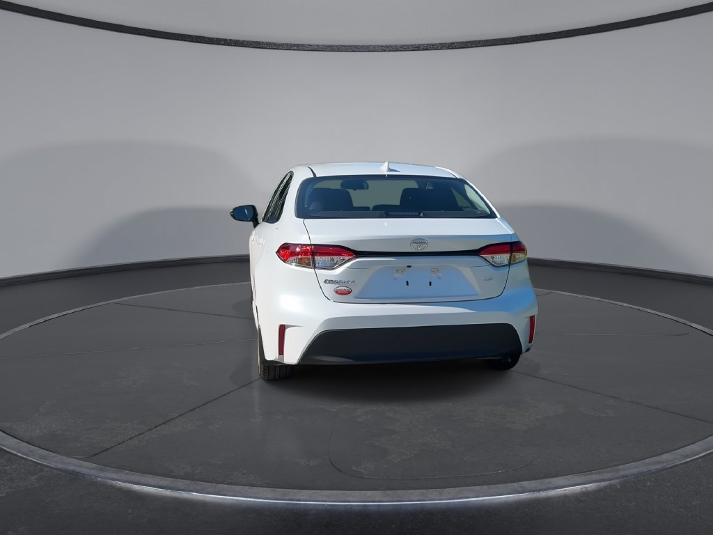 Used 2025 Toyota Corolla LE FWD image 7
