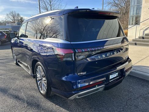 Certified 2025 INFINITI QX80 Sensory image 6