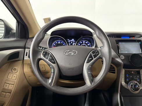 Used 2013 Hyundai Elantra GLS w/ Preferred Pkg FWD image 15