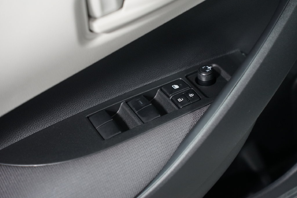 New 2027 Toyota Corolla LE FWD image 29
