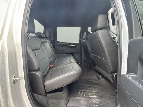 Used 2022 GMC Sierra 1500 SLT w/ X31 Off-Road Package image 14