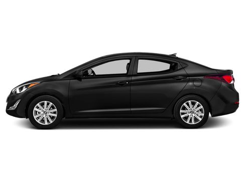Used 2015 Hyundai Elantra SE image 46