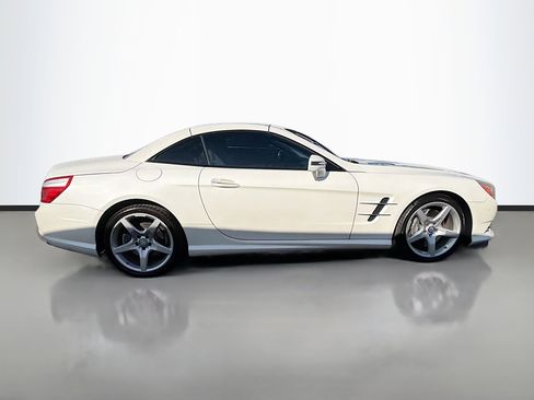 Used 2013 Mercedes-Benz SL 550 image 2