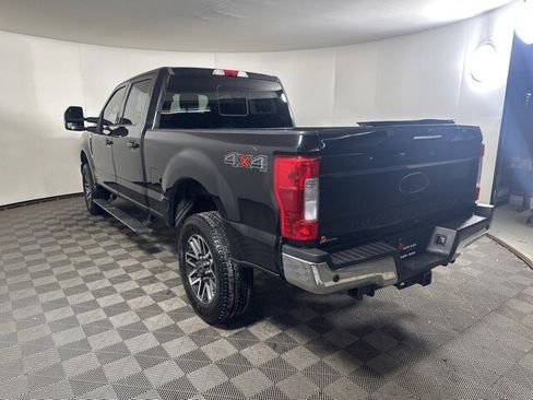Certified 2019 Ford F350 Lariat w/ Lariat Ultimate Package image 4