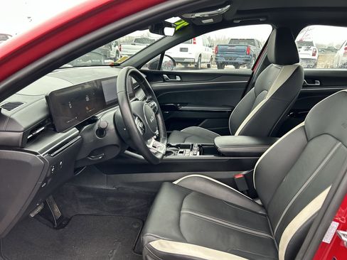 Used 2025 Kia K5 GT-Line w/ GT-Line Premium Package image 19