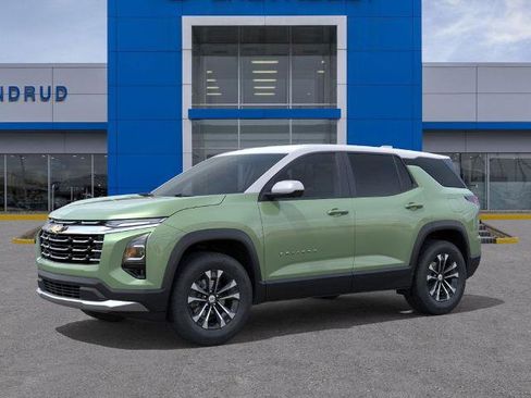 New 2026 Chevrolet Equinox LT w/ Convenience Package II image 2