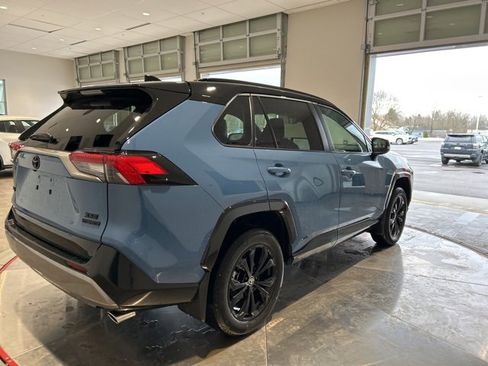 Used 2024 Toyota RAV4 XSE image 7