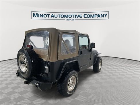 Used 1997 Jeep Wrangler Sahara image 8