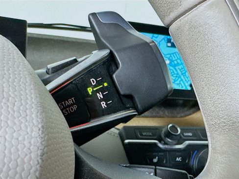 Used 2014 BMW i3 image 24