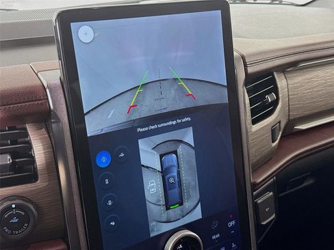 Used 2024 Ford Expedition Max Limited AWD/4WD image 15