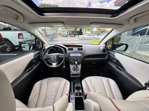 Used 2012 MAZDA MAZDA5 Grand Touring FWD image 18