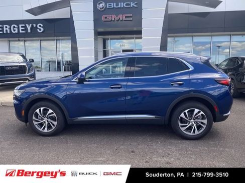 Used 2022 Buick Envision Essence w/ Technology Package I FWD image 11