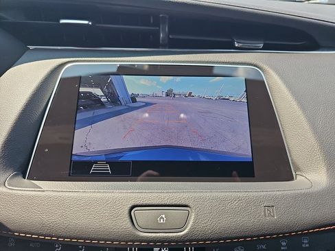 Used 2020 Cadillac XT4 Sport w/ Cold Weather Package image 22