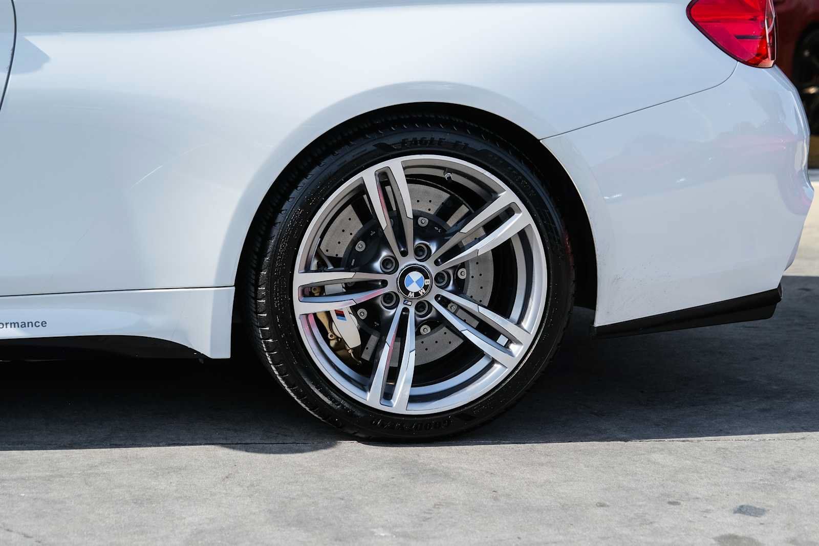 Used 2015 BMW M4 Coupe RWD image 25