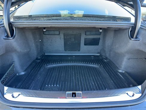 Used 2017 Audi A8 L 4.0T w/ Driver Assistance Package image 38