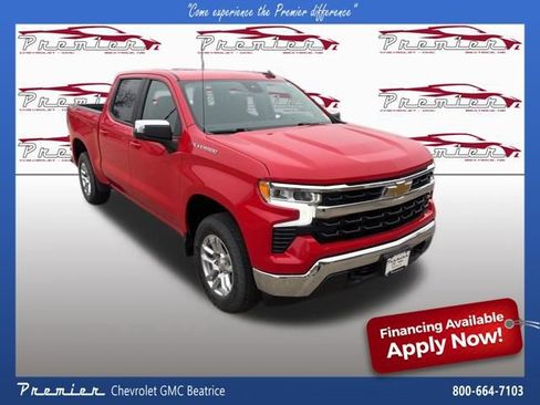 Used 2022 Chevrolet Silverado 1500 LT w/ Protection Package AWD/4WD image 8