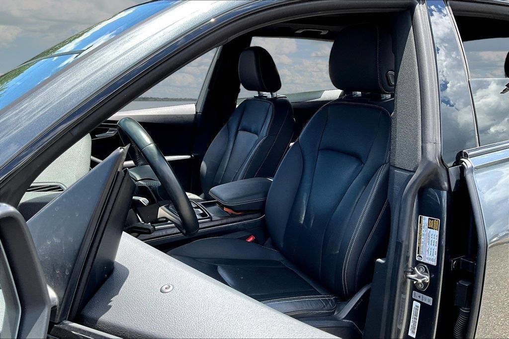 Used 2020 Audi Q8 Premium Plus w/ Premium Plus Package AWD/4WD image 21