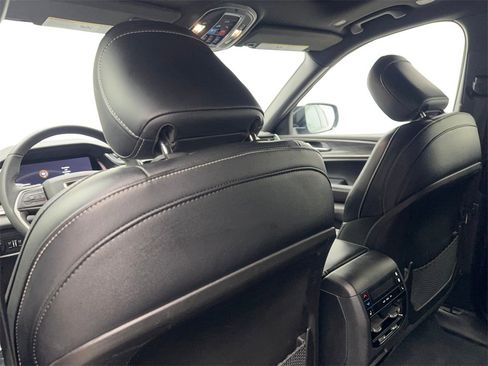 Used 2024 Jeep Grand Cherokee L Limited w/ Luxury Tech Group II image 38