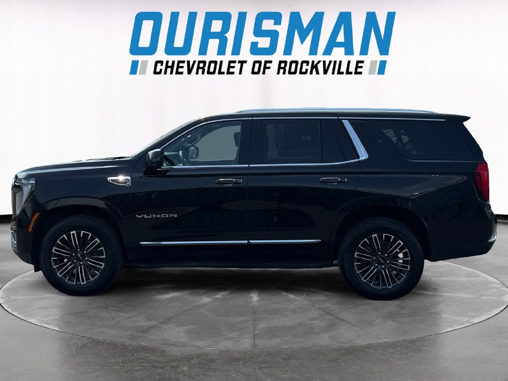 Used 2025 GMC Yukon Elevation w/ Technology Package AWD/4WD image 3