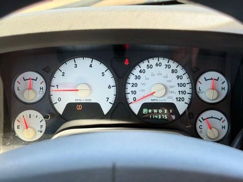 Used 2008 Dodge Ram 1500 Truck ST image 21