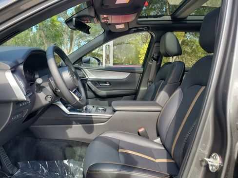 New 2026 MAZDA CX-90 Plug-In Hybrid w/ Premium Plus image 2