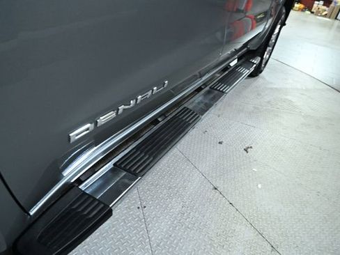 Used 2025 GMC Sierra 1500 Denali image 16