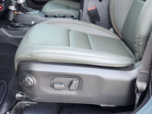 New 2026 Jeep Gladiator Mojave image 25