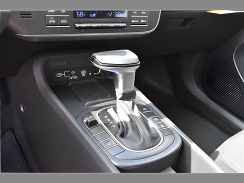 New 2026 Hyundai Kona SEL Sport FWD image 25