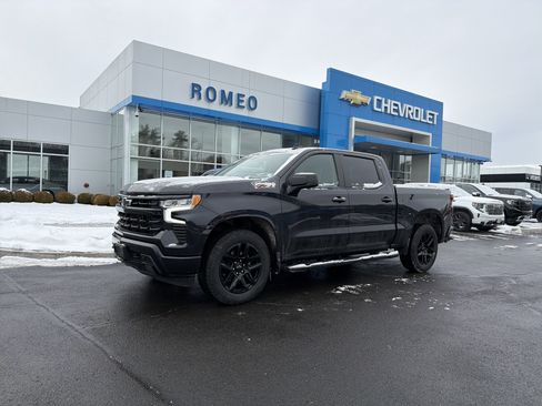 Used 2023 Chevrolet Silverado 1500 RST image 1