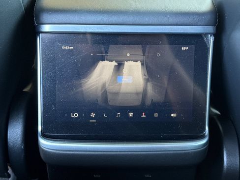Used 2022 Tesla Model X AWD/4WD image 17
