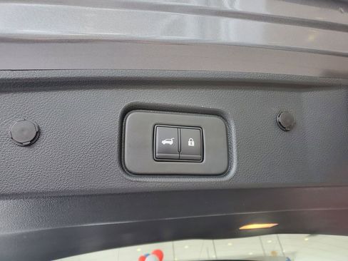 New 2026 Nissan Pathfinder SL AWD/4WD image 9