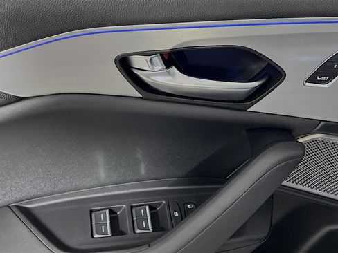 Used 2023 Acura TLX w/ Technology Package image 17